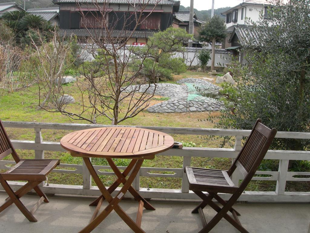 Guest House Oomiyake Naoshima Værelse billede